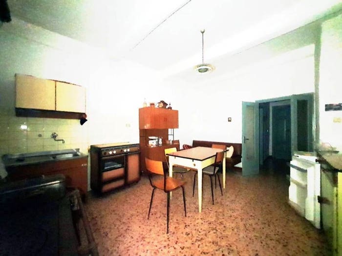 Appartamento con 5 locali in vendita in Centro SNC, Centro, Acquapendente