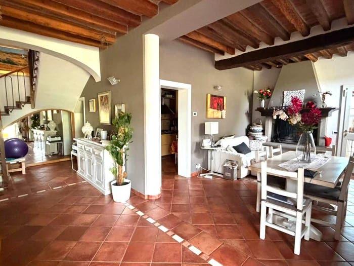 Casa con 6 locali in vendita in Via Montemaggiore, Monte San Pietro
