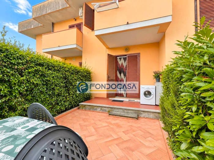 Casa trilocale in vendita in Via puliche, Marina di Massa Centro, Massa