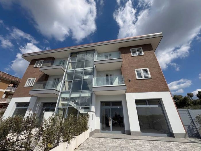 Appartamento bilocale in vendita in Via Romania, Cecchina, Albano Laziale