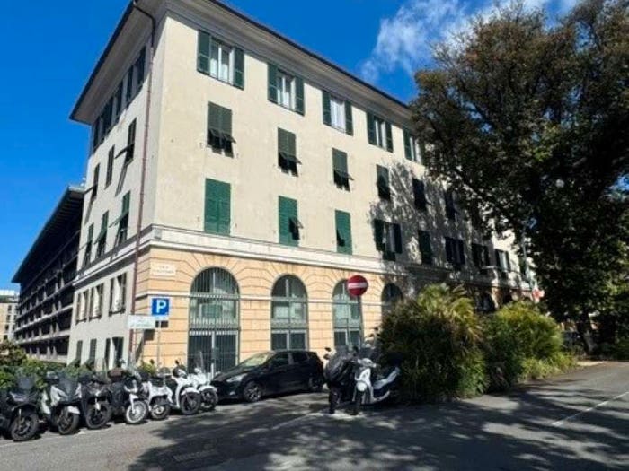 Appartamento bilocale in vendita in Viale Quattro Novembre, Centro Città, Genova