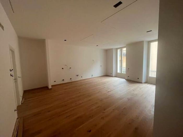 Appartamento con 5 locali in vendita in Via Savigliano, Centro Storico, Cuneo