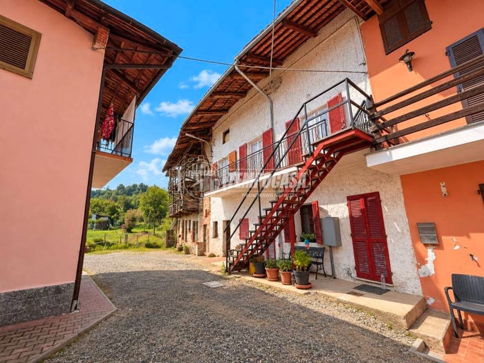 Casa quadrilocale in vendita in Case Falletti, Pertusio