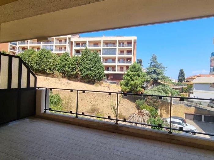 Appartamento trilocale in vendita in Via Mirulla, Santa Lucia San Filippo, Messina
