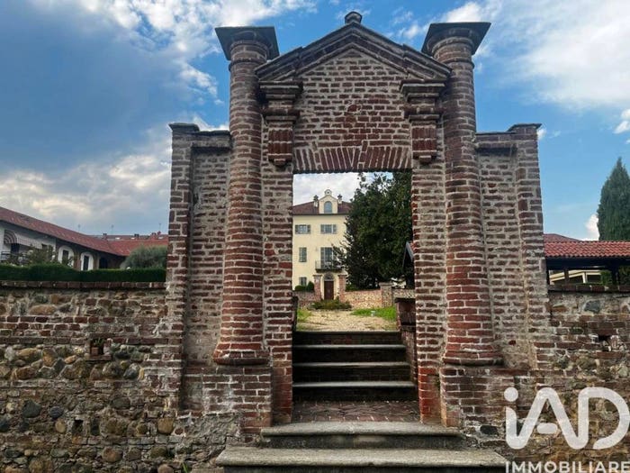 Appartamento con 6 locali in vendita in Via Giosuè Carducci, Druento