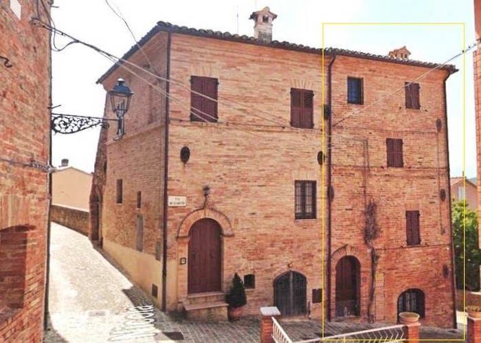 Casa con 6 locali in vendita in Via de' Guarutti, Sant'Angelo in Pontano