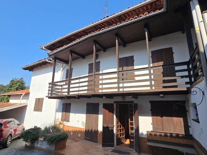 Casa con 6 locali in vendita in Via Quintino Sella, Torrazzo