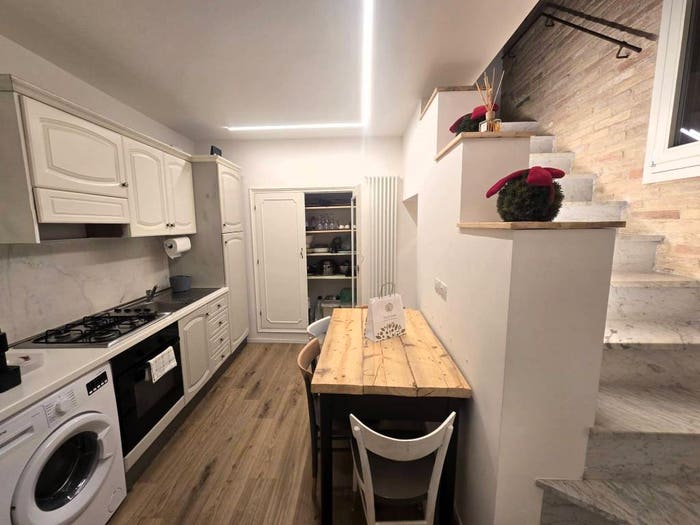 Appartamento con 5 locali in vendita in Corso Camillo Benso di Cavour, Centro Storico, Perugia