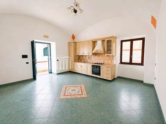 Appartamento quadrilocale in vendita in Via Nino Bixio, Barano d'Ischia