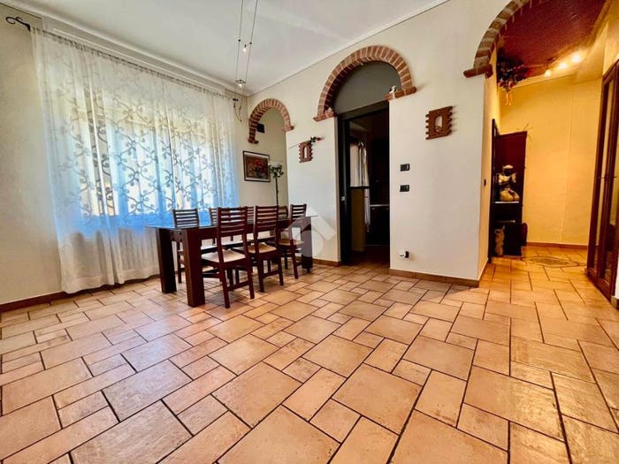 Appartamento con 5 locali in vendita in Via Dante Alighieri, Centro, Carmagnola