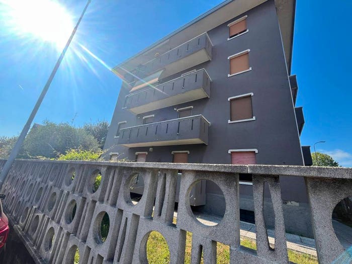 Appartamento trilocale in vendita in Via Stelvio, Centro, Limbiate