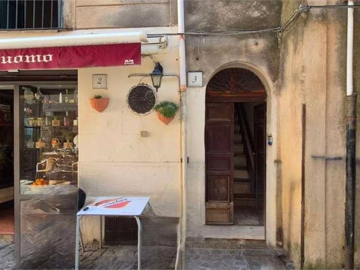Appartamento trilocale in vendita in PIAZZA DUOMO, Centro, Pollina