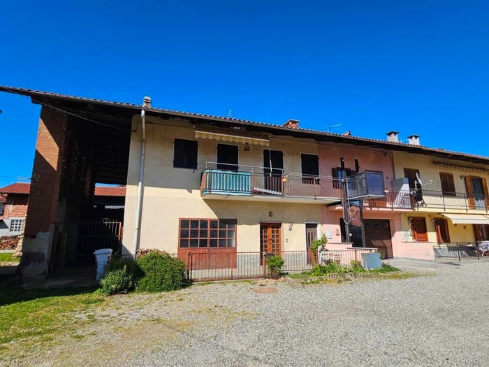 Casa quadrilocale in vendita in Via Massimo d'Azeglio, Busano