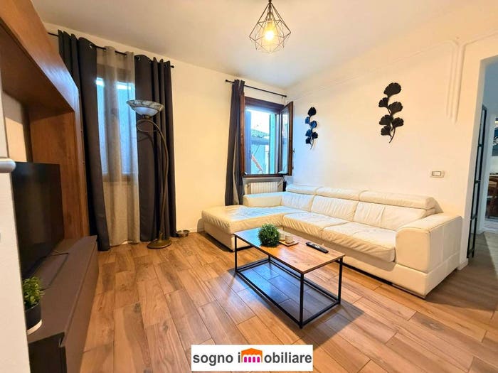 Casa con 5 locali in vendita in Via Pier Domenico Frattini, Centro, Legnago
