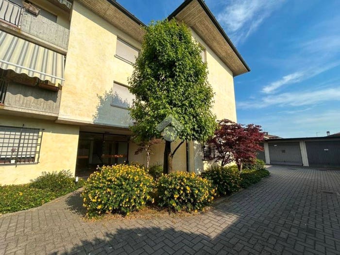 Appartamento bilocale in vendita in via fratelli cervi, Centro, Castrezzato