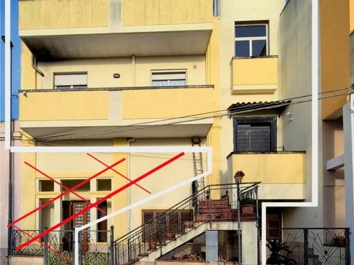 Appartamento con 5 locali in vendita in Piazza Martiri Ungheresi, Centro, Neviano