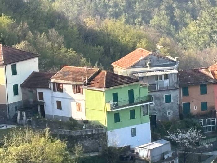 Casa con 6 locali in vendita in Viganego, Bargagli
