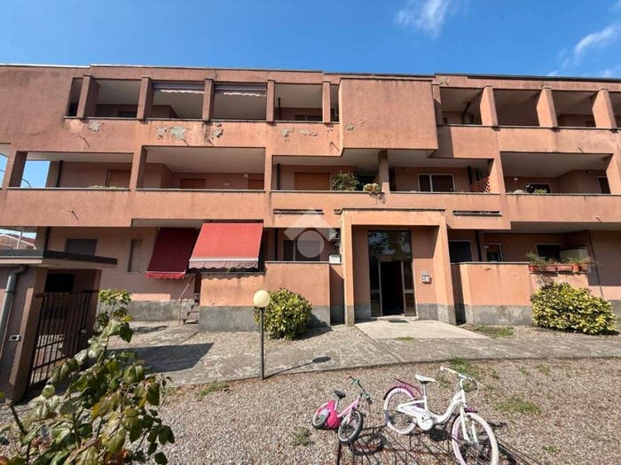 Appartamento quadrilocale in vendita in V Giovanni XXIII, Cerano