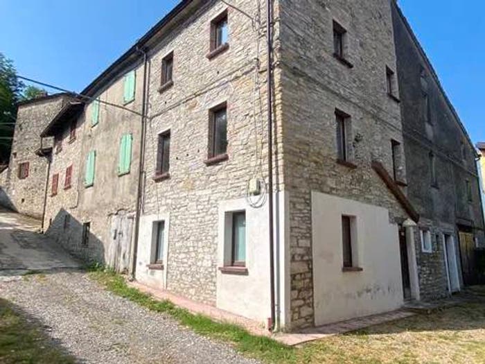 Casa quadrilocale in vendita in Coni Nn, Travo