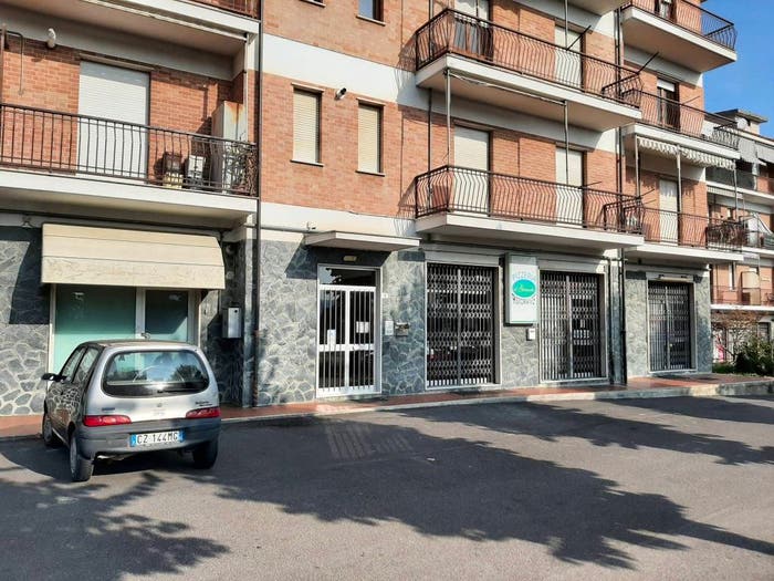 Appartamento quadrilocale in vendita in Via Acqui, Strevi