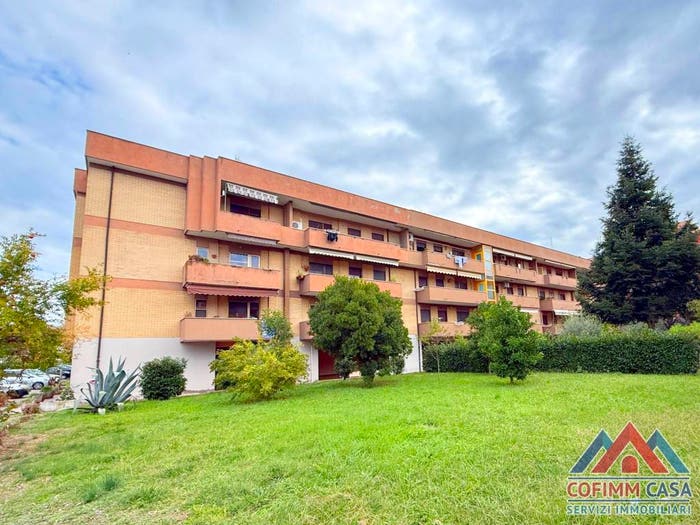 Appartamento con 5 locali in vendita in Via Carnello, Centro, Isola del Liri