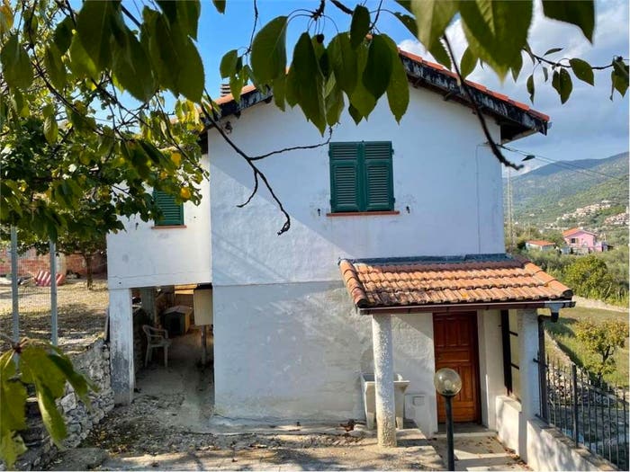 Casa quadrilocale in vendita in strada san pietro, Diano Castello