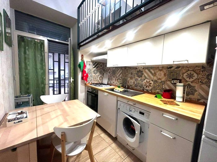 Appartamento bilocale in affitto in Via Giacomo Savarese, Mercato, Napoli