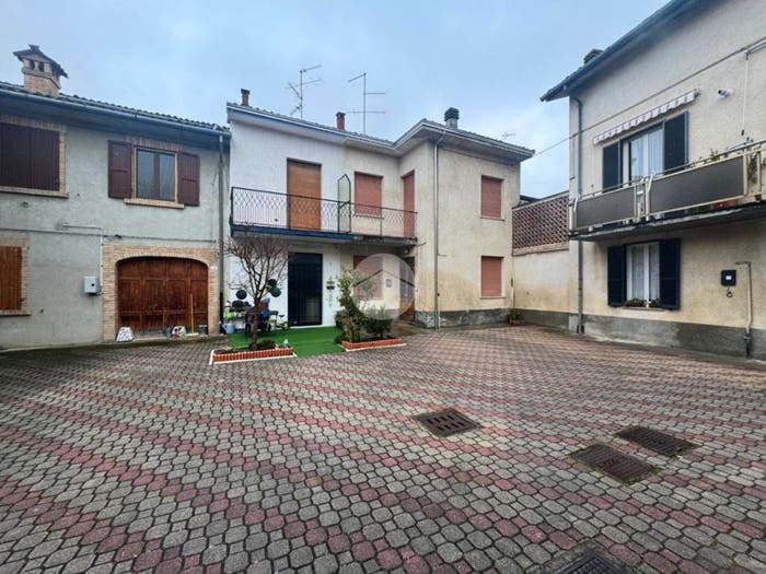 Casa trilocale in vendita in Via Maestà, Piazza, Montechiarugolo