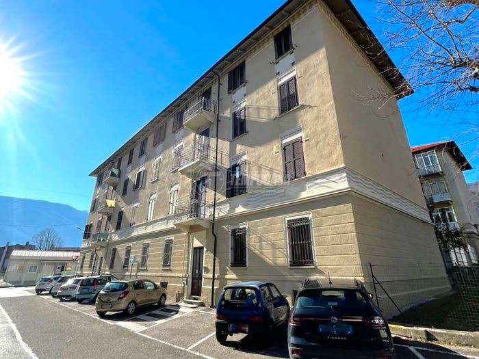 Appartamento trilocale in vendita in Via Achille Grandi, Centro, Condove