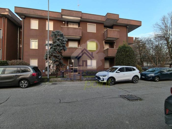 Appartamento quadrilocale in vendita in Viale Calabria, San Bernardo Olmo, Lodi