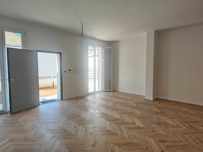 Casa con 5 locali in vendita in Via Ugo Corsi, Careggi Rifredi Dalmazia, Firenze
