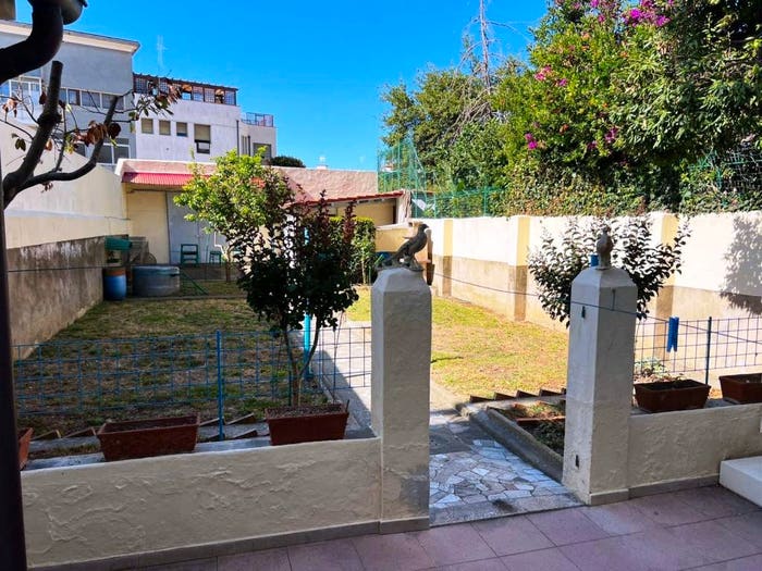 Appartamento quadrilocale in vendita in Via Pietro Gori, Attias Marconi, Livorno