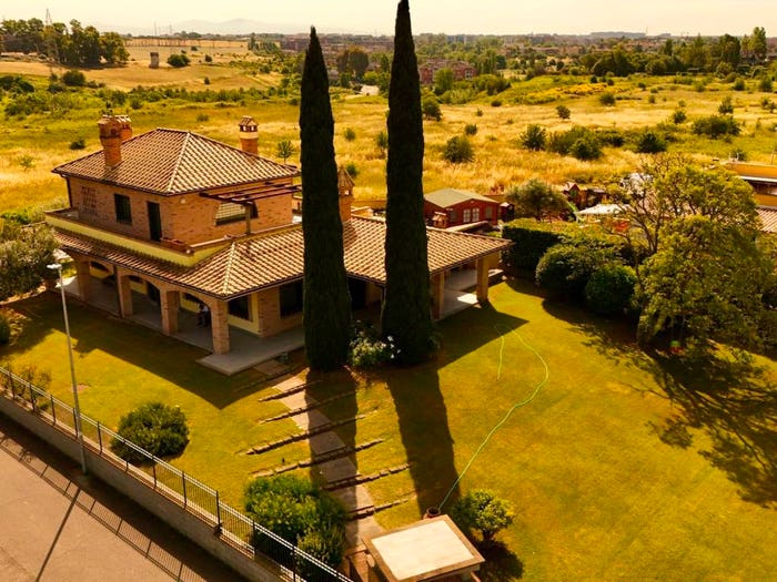 Casa con 6 locali in vendita in Via Sarnico, Dragona, Roma