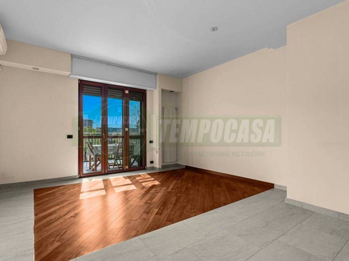 Appartamento trilocale in vendita in Via Bari, Tre Castelli Faenza, Milano