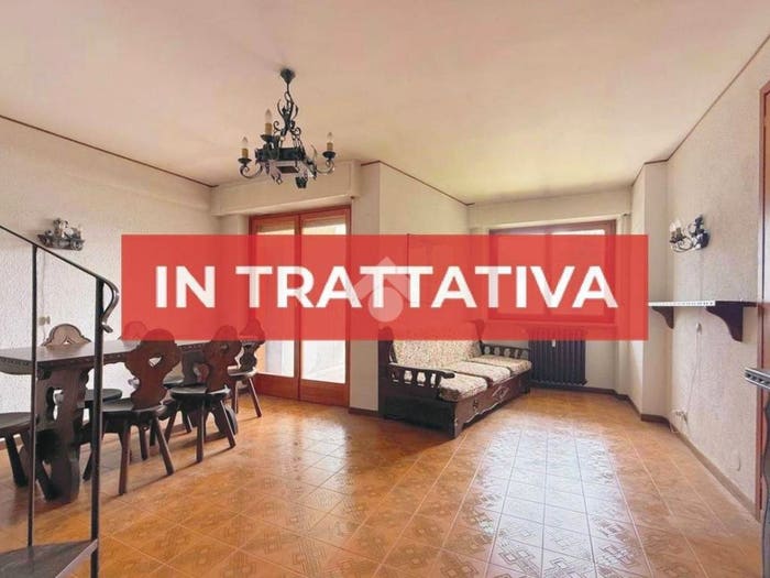 Appartamento trilocale in vendita in Via La Rho, Centro, Bardonecchia