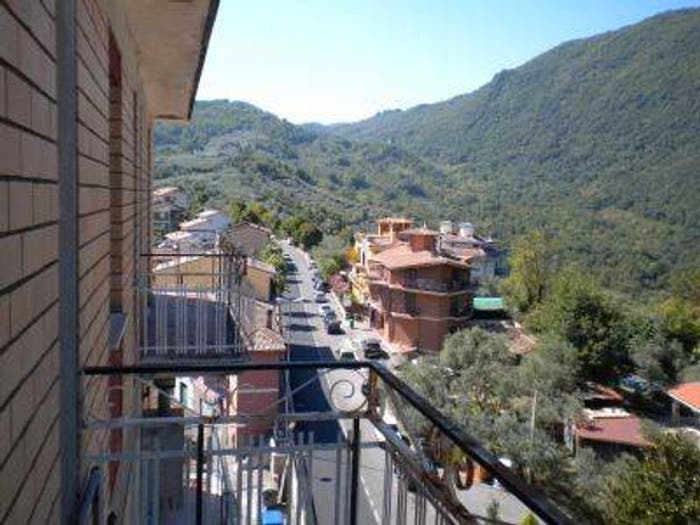 Appartamento quadrilocale in vendita in Via di Santa Vittoria, Pisoniano