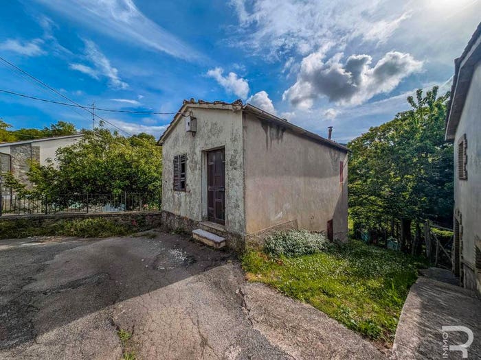 Casa quadrilocale in vendita in Strada Provinciale Cinigianese, Arcidosso