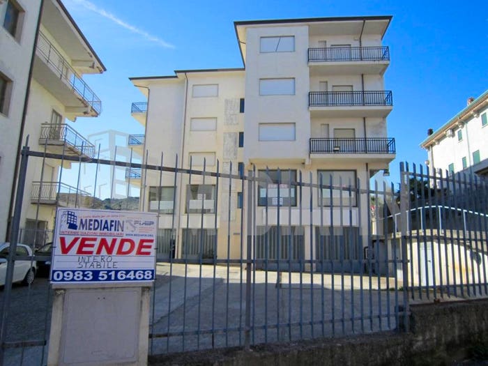 Casa con 6 locali in vendita in VIA RISORGIMENTO, Camigliano, Pietrapaola