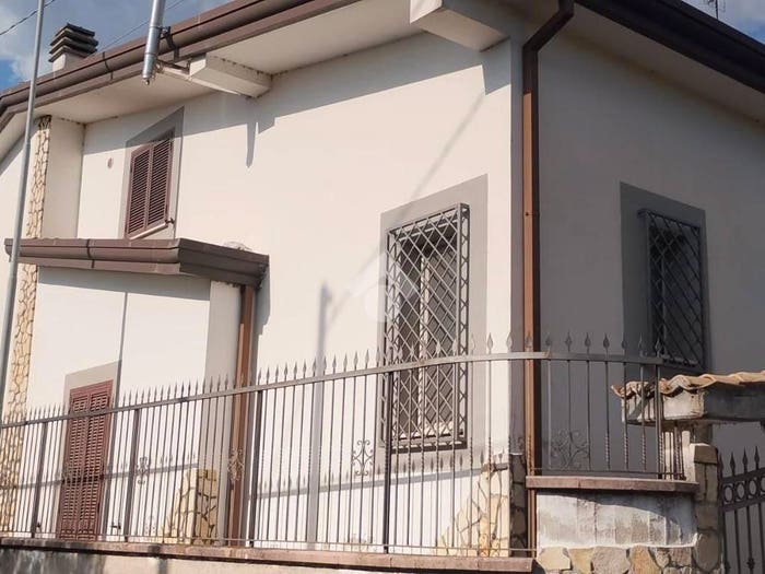 Casa con 6 locali in vendita in Via pignano, Alatri