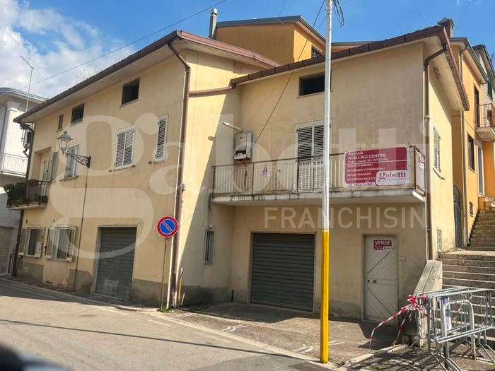 Casa con 5 locali in vendita in Via Aldo morò Pietrastornina, Centro, Pietrastornina