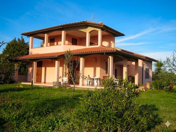 Casa con 6 locali in vendita in STRADA SAN LUIGI, Braccagni, Grosseto