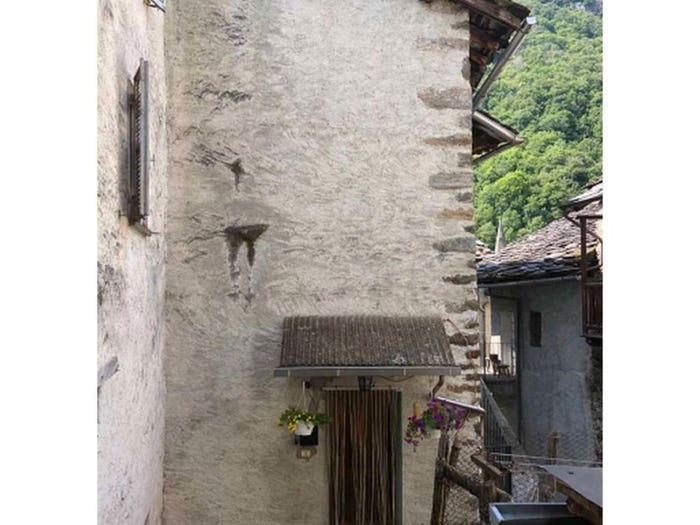 Appartamento bilocale in vendita in Via Capoluogo, Lillianes