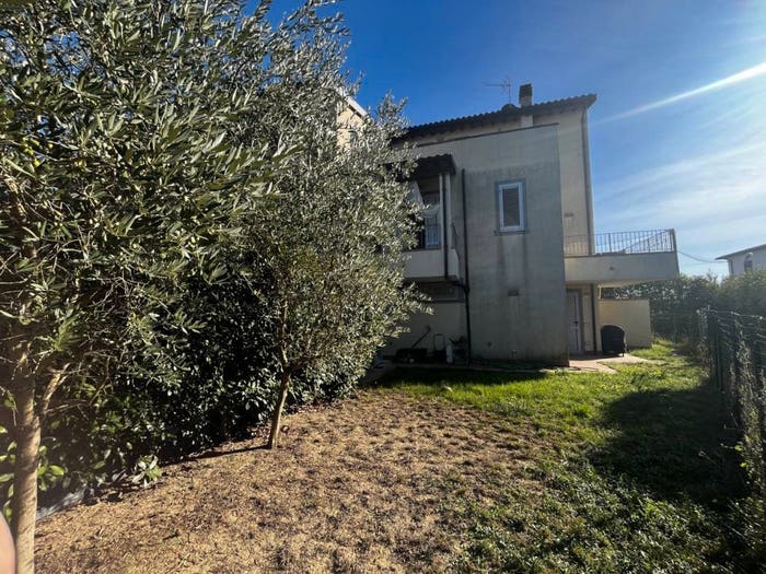 Casa con 5 locali in vendita in Sant'Angelo Vingone, Campi Bisenzio