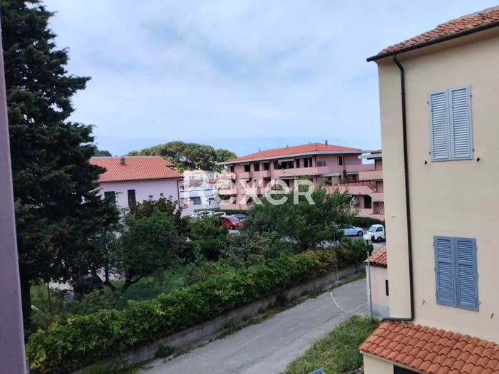 Appartamento trilocale in vendita in Via Llewelyn Lloyd, Centro, Marciana Marina