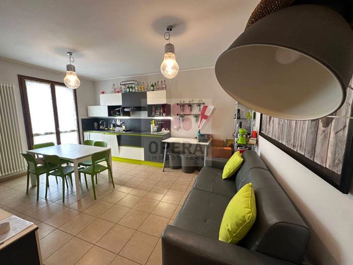 Appartamento trilocale in vendita in Cuccurano Carrara, Fano