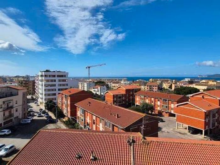 Appartamento quadrilocale in vendita in Via Antonio Pacinotti, Maria Pia Fertilia, Alghero