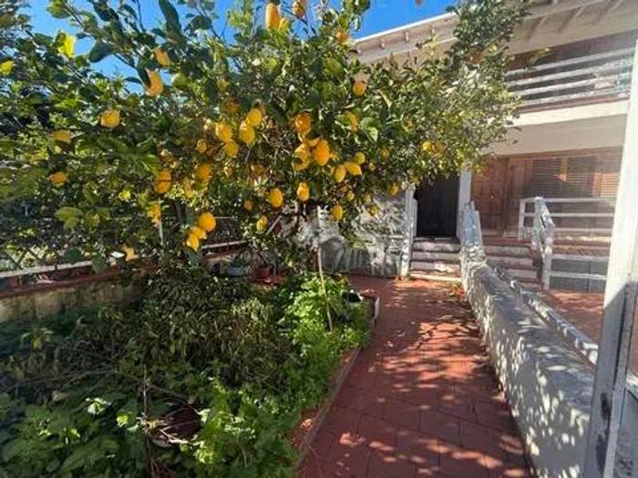 Casa con 5 locali in vendita in Via Chirone, Partanna, Palermo
