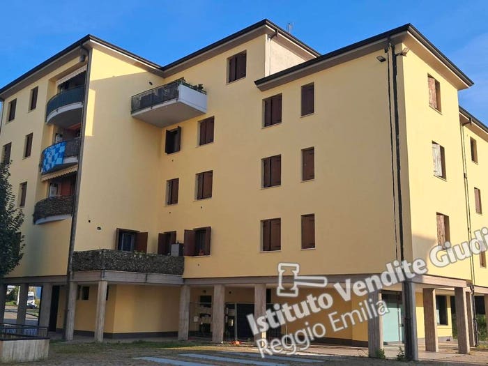 Appartamento trilocale in vendita in Piazzale Gennaio, Centro, Casalgrande