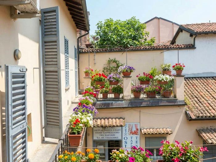 Appartamento quadrilocale in vendita in Via Giuseppe Pedotti, Centro Storico, Pavia