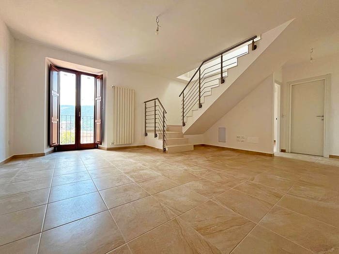 Appartamento con 6 locali in vendita in Via Roma, Duomo Fontana Luminosa, L'Aquila